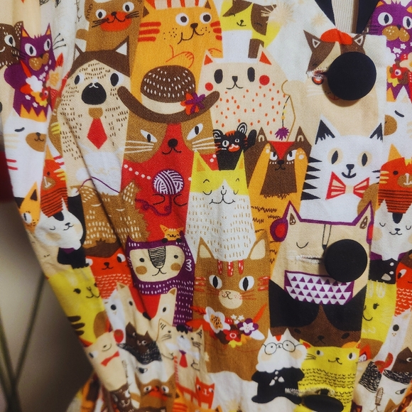 Unique Vintage Cat print dress - Picture 3 of 6